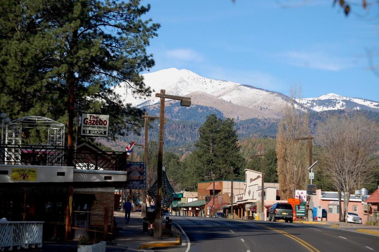 Apache Village Cabinette 15, Queen Bed, Midtown, Sleeps 2 Ruidoso Exterior foto